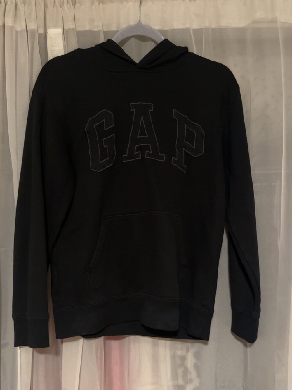 GAP Black Pullover Hoodie Sweatshirt